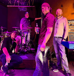 Image Mid Flight 2 Image Mid Flight 2