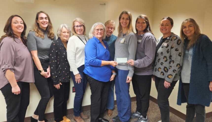 auxiliary gives donation for hospital project auxiliary gives donation for hospital project