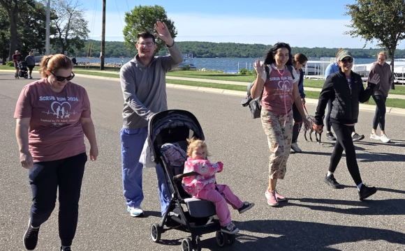 participants in the 2026 Scrub Run Dr. Alissa Redding, Dr. Joshua Thomas